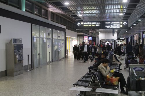 Myki machine in the international arrivals hall at Melbourne Airport Terminal 2