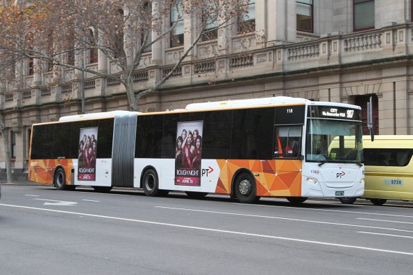 Transdev articulated bus #118 BS00TB on a route 907 service at Lonsdale and William Street