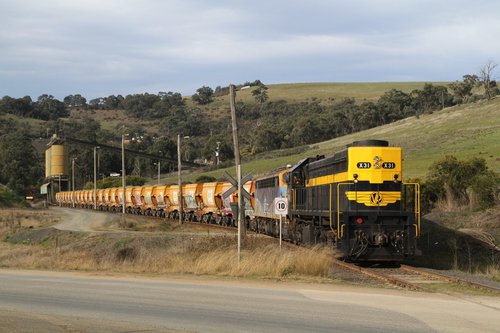 X31 and B76 with a loaded train ready to depart the quarry siding at Kilmore East