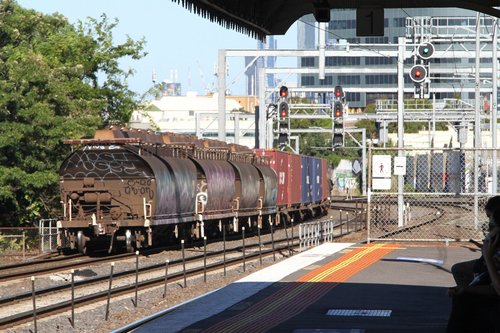 Sugar wagons passing Middle Footscray, attached to the tail end of the southbound WM2 steel train