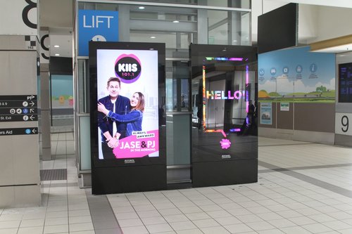 New Adshel adverting panels installed at Flinders Street Station