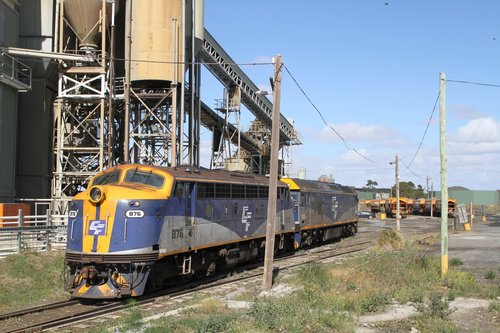 B76 trails G515 headed light engine along the Apex siding at Brooklyn