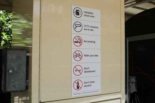 Transport for Victoria style signage at Flinders Street platform 10