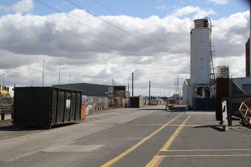 Empting out the Manildra warehouse at West Melbourne