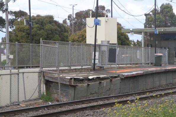 Crumbing section of platform at the down end of Albion platform 2