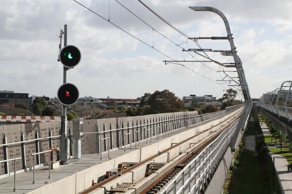 Signal D420 for up trains departing Murrumbeena 