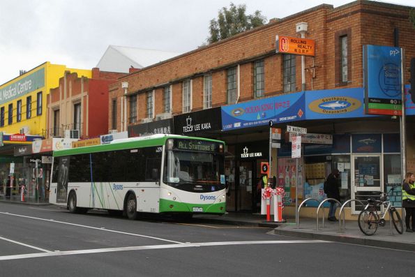 Dysons bus #279 4332AO outside Box Hill station on Whitehorse Road