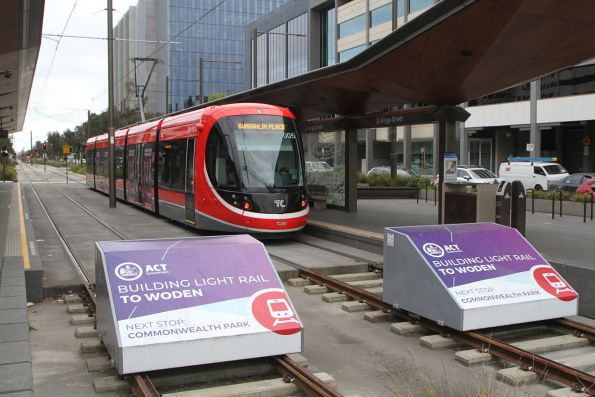 ACT Government 'Building light rail to Woden' signage at Alinga Street