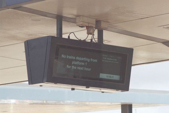 'No trains departing from platform 1 for the next hour' message on the PIDS at Tarneit station