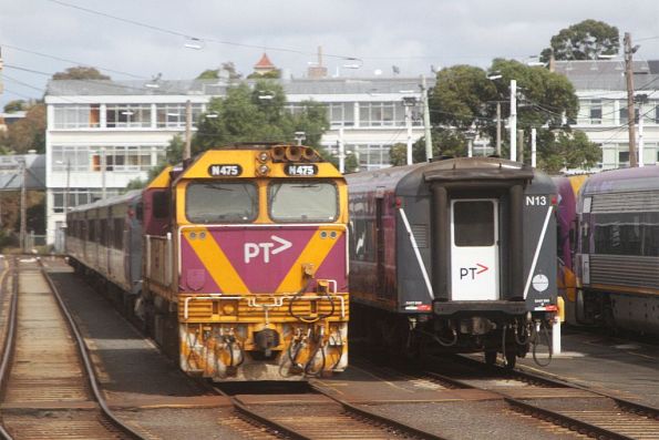 N475 and a H set stabled at Geelong station for the weekend