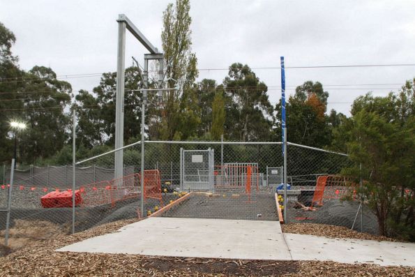 New pedestrian crossing over the new double track at Diamond Creek College