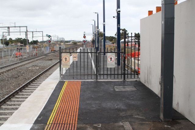 Extended platform 4 mostly complete, still fenced off and lacking tactile paving