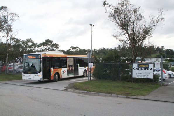 Ventura bus #587 6061AO departs the Pakenham depot