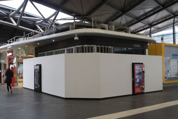 Pair of drink vending machines installed in front of an abandoned Mad Mex outlet at Southern Cross Station