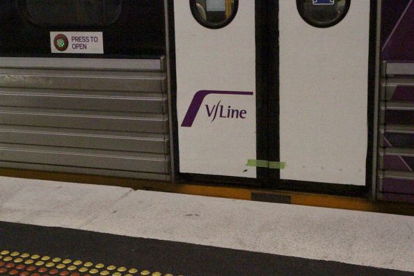 More clearance between the modified plug doors on Sprinter 7014 and the raised platform at Deer Park