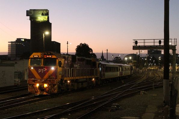 N456 shunts carriage set SLH33 out of the sidings and back into platform 2 at Geelong