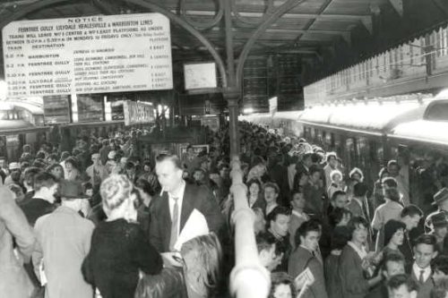 Crowded railway platform at Flinders Street Station, 1960