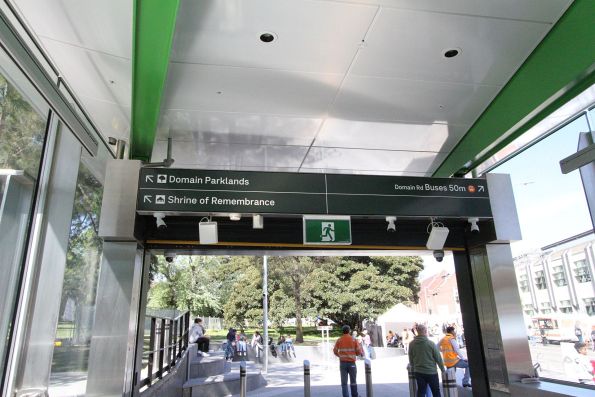 Wayfinding signage at the Domain Road entrance to Anzac station